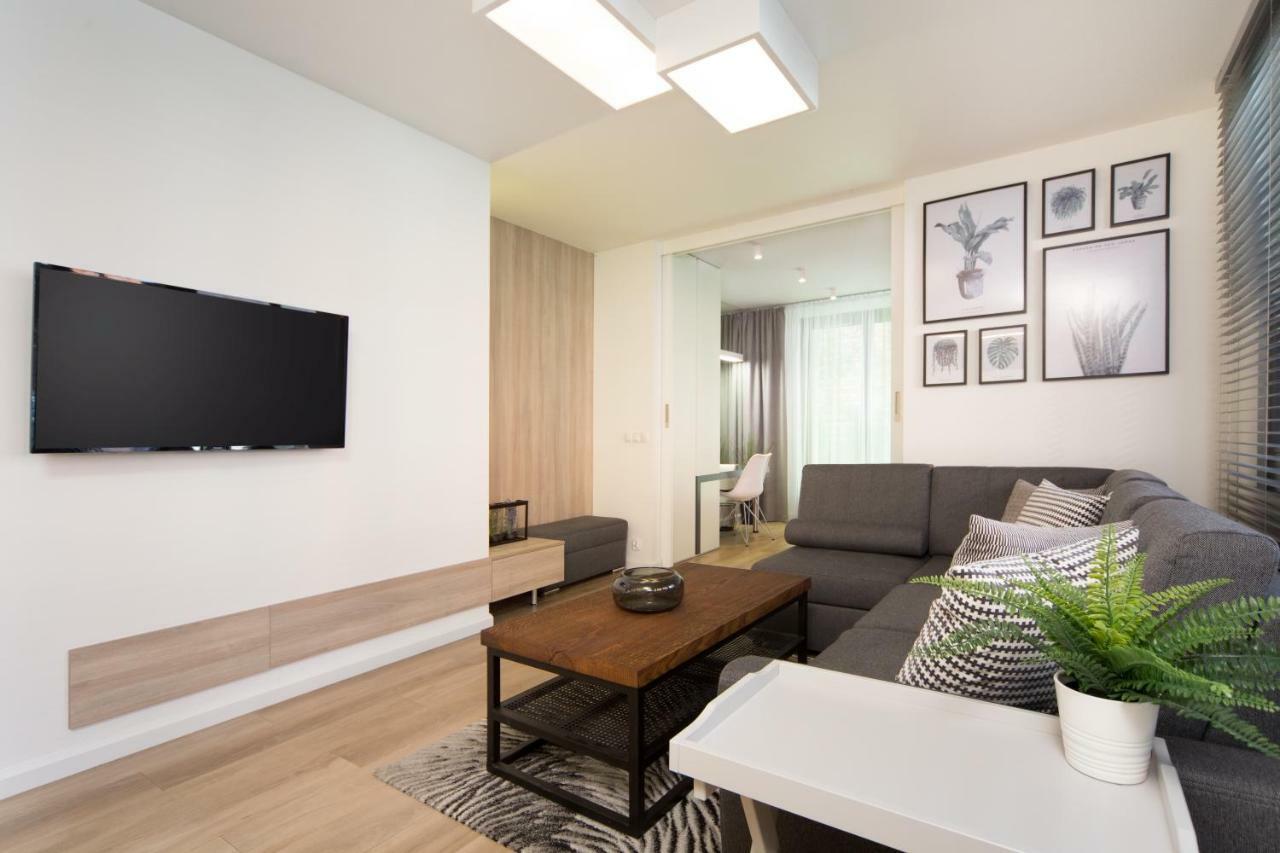 Jacuzzi Apartments クラクフ エクステリア 写真